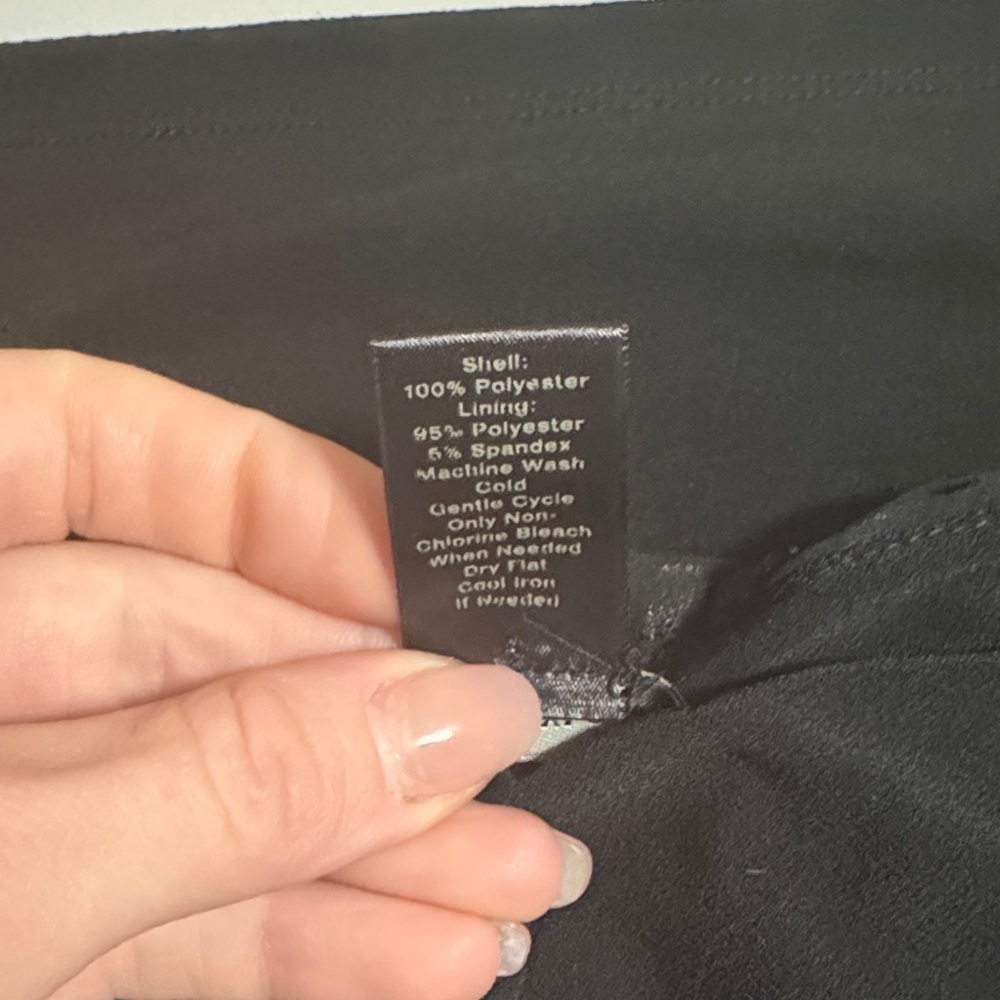 Ann Taylor Elegant Black Women's Top Size Small - Picture 9 of 10